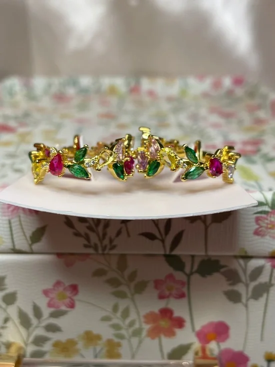 Kate Spade Greenhouse Floral Hoops - NWT - Picture 6 of 10